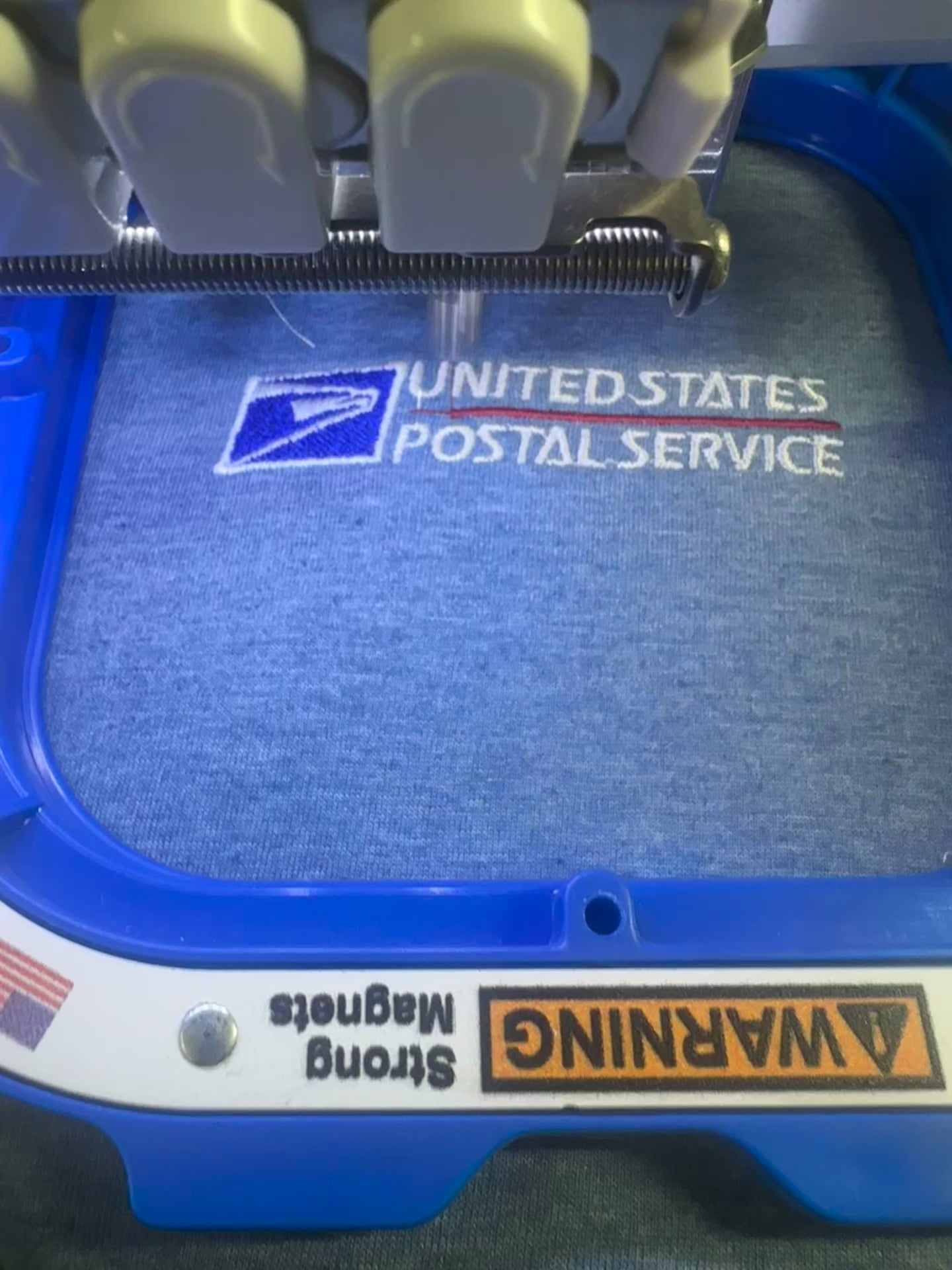 Sweatshirt Crewneck Embroidery (Pocket Size)